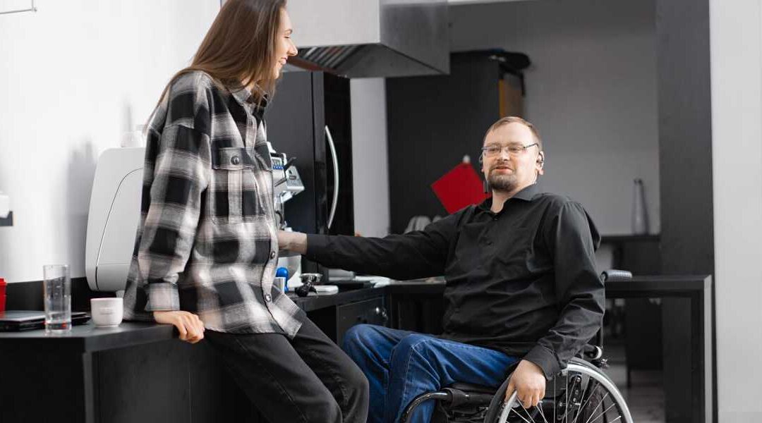 ¿Cómo debe ser la integración laboral de una persona con discapacidad?